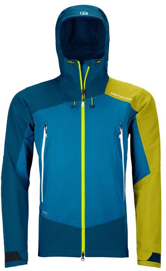 Outdoor store softshell jacket