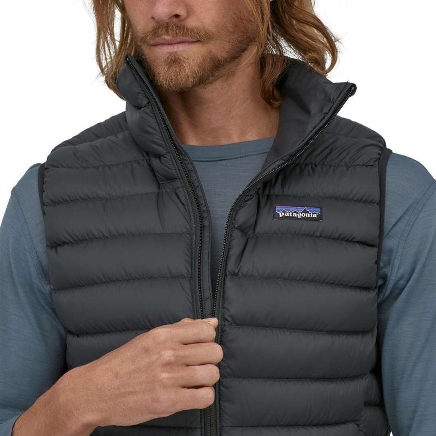 Patagonia Down Sweater Vest - Basin Green - Men's Vest uw specialist in  outdoor, wintersport, hockey en meer.