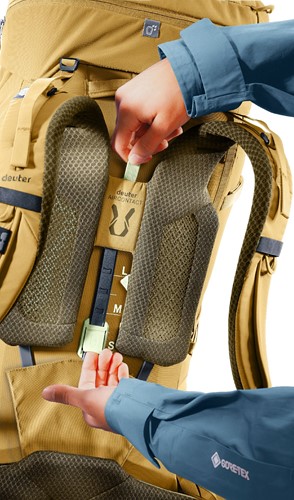 Deuter Aircontact Core 60+10 - Savanna/Nori