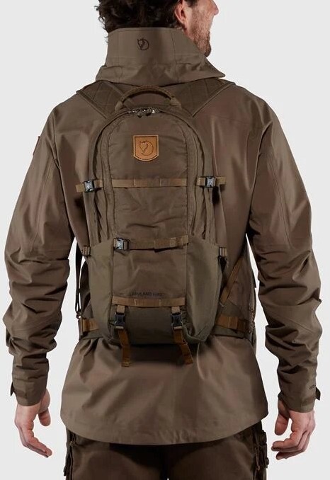 Fjallraven Lappland Hike 15 Dark Olive uw specialist in outdoor wintersport hockey en meer