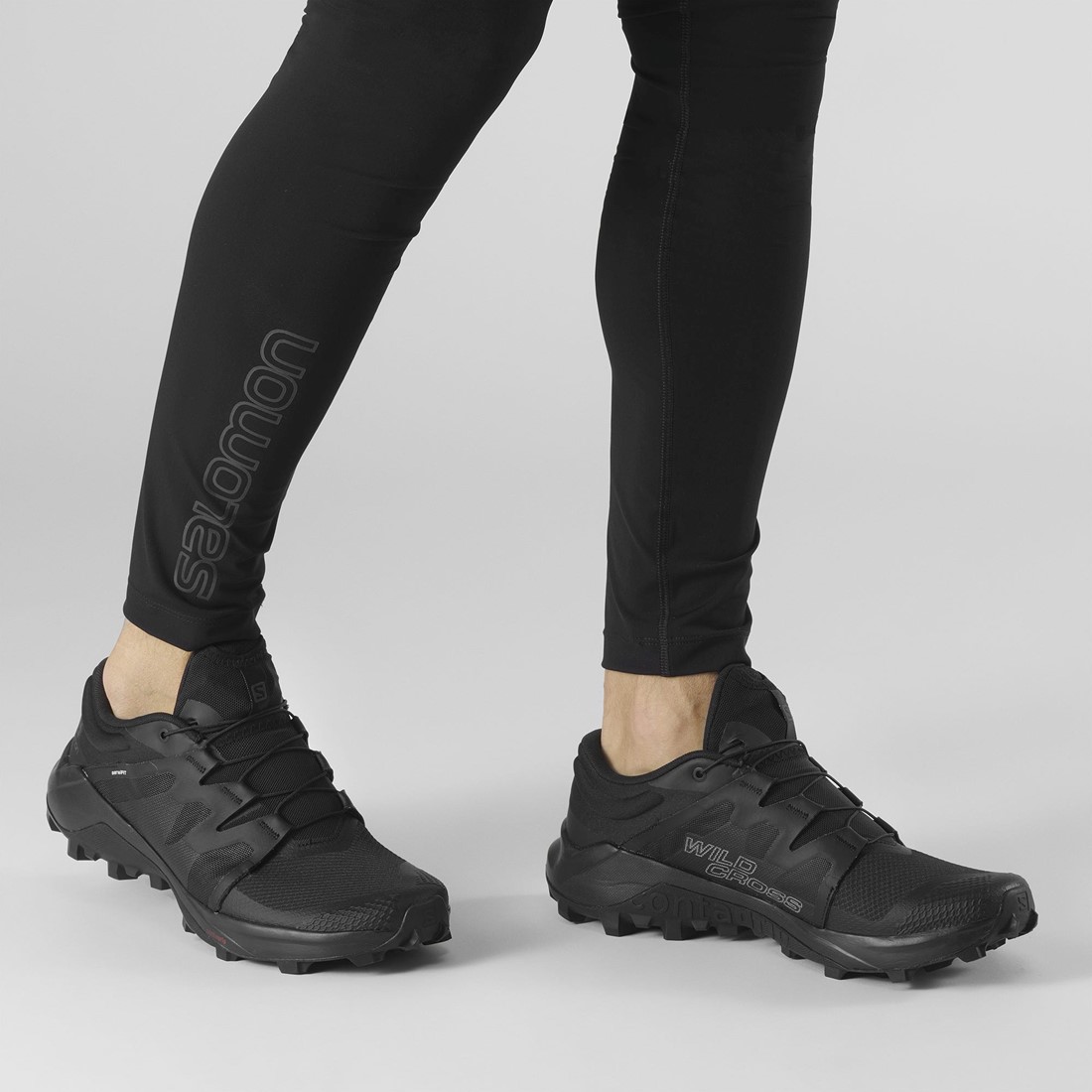 Salomon Wildcross - Black/Black/Black - 44 2/3 (UK 10) uw specialist in  outdoor, wintersport, hockey en meer.